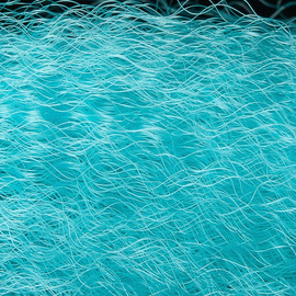 Wapsi Strung Fuzzy Fiber